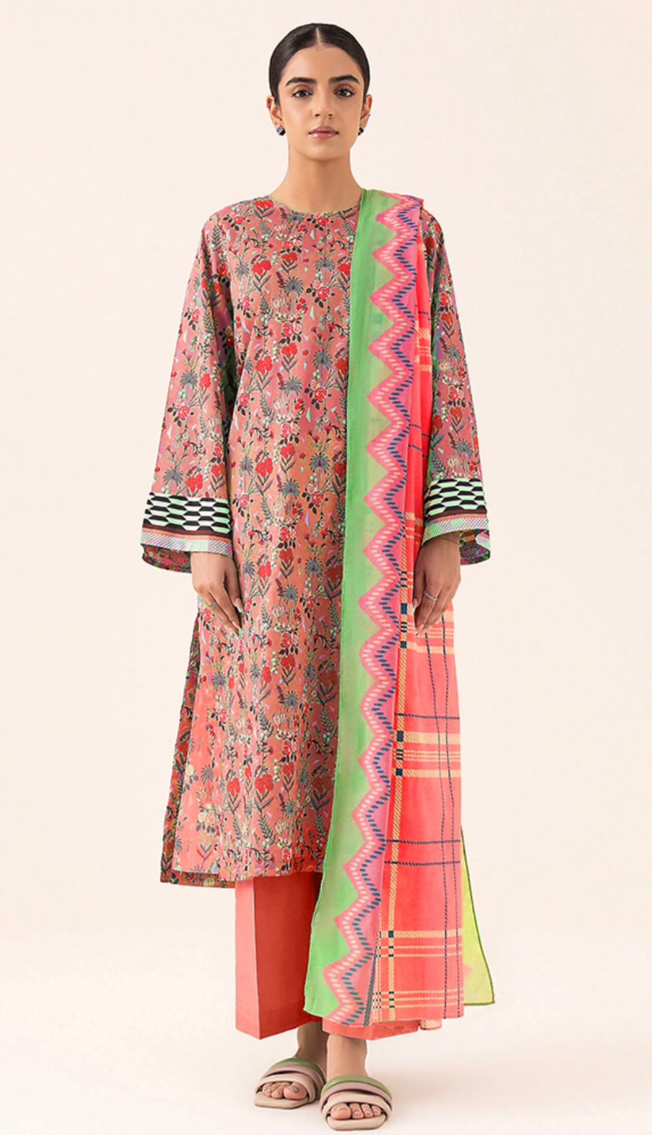 Sapphire Unstitched 3 Piece - Printed Khaddar Suit