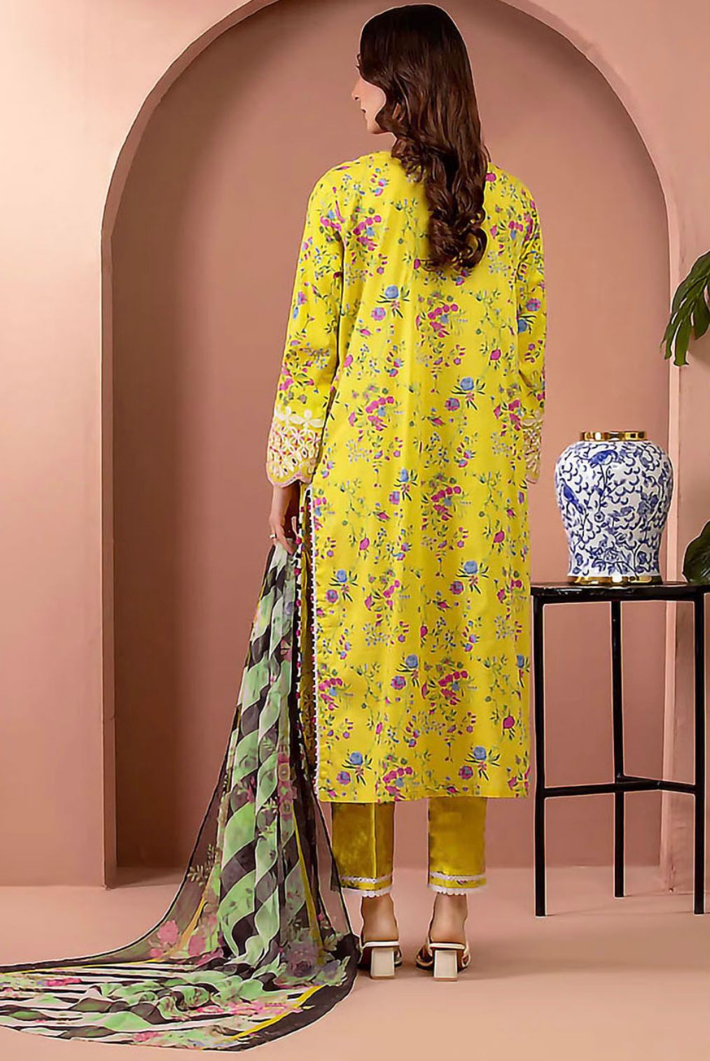 Edenrobe Unstitched 3 Piece - Printed Executive Linen Suit