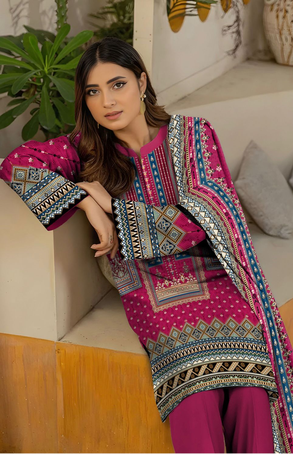 Bareeza Unstitched 3 Piece - Printed Fancy Khaddar Suit