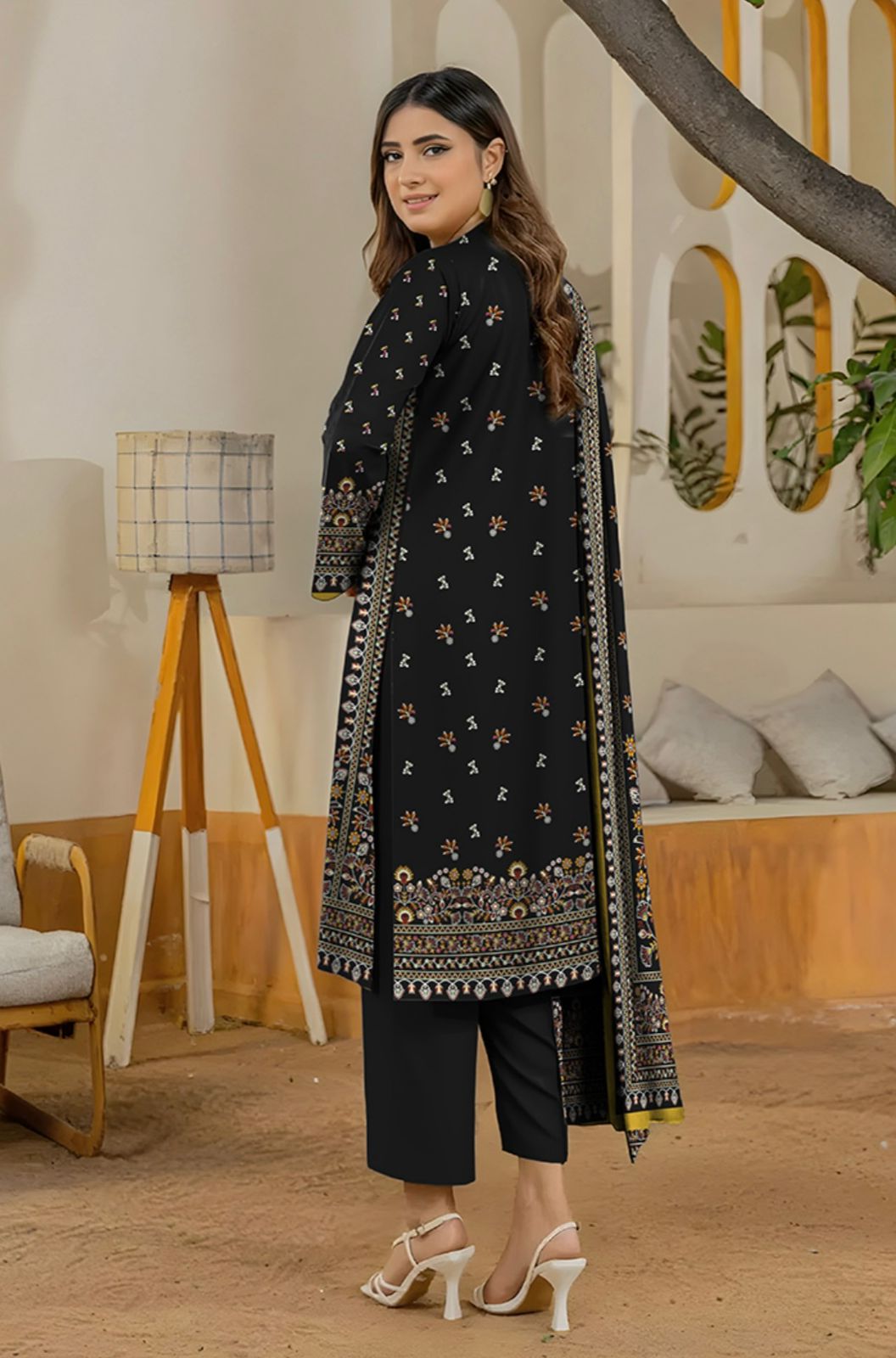 Bareeza Unstitched 3 Piece - Printed Fancy Khaddar Suit