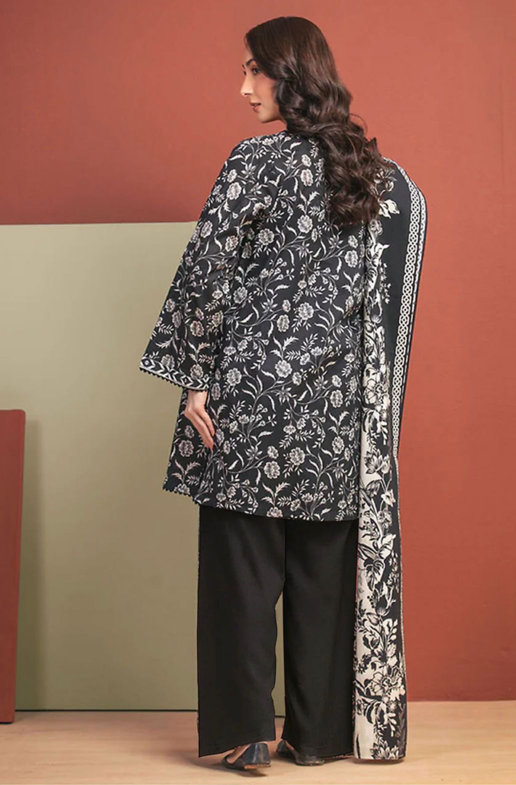 Edenrobe Unstitched 3 Piece - Printed Executive Linen Suit
