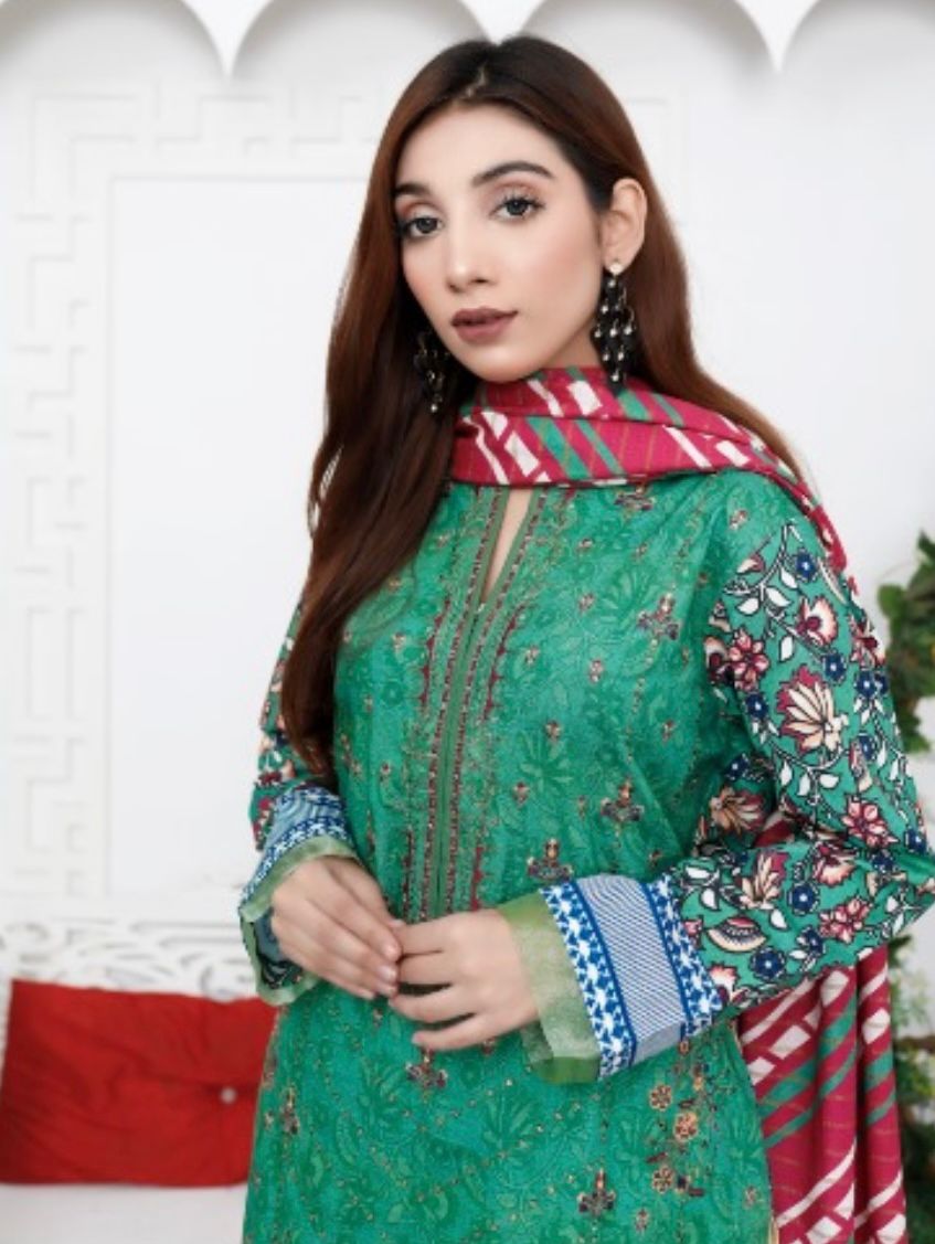 Ripple Collection Unstitched 3 Piece - Printed Embriodered Khaddar Suit