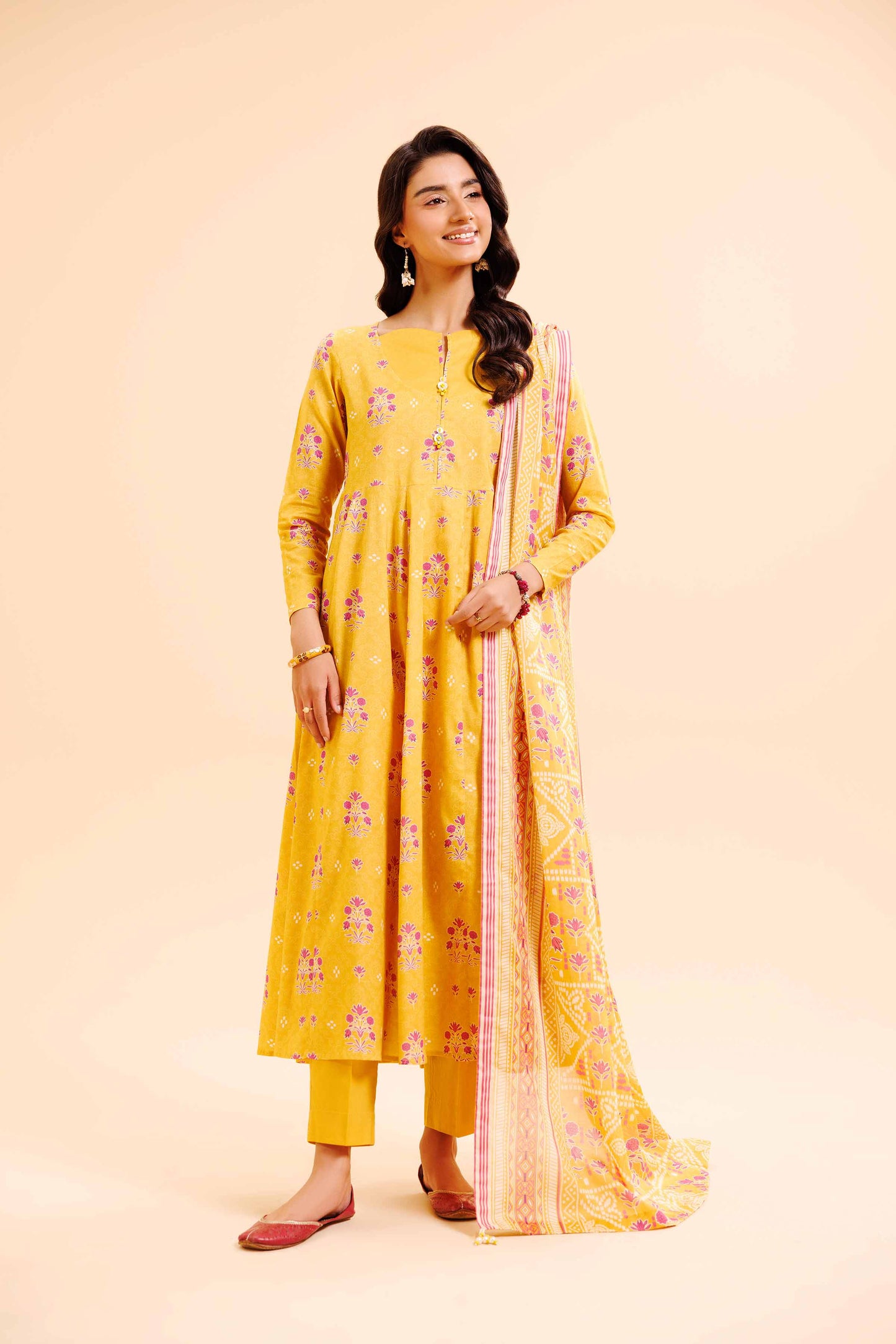 Nishat Unstitched 3 Piece | Printed Loose Fabric